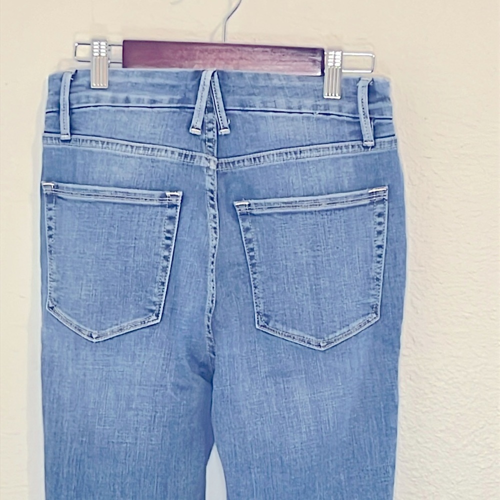Good American Distressed Jeans - Picture 5 of 5